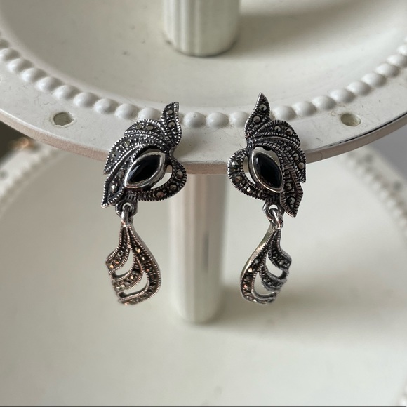 Vintage Art Deco Onyx and Marcasite Stone Sterling Silver Dangle Earrings - Picture 6 of 10